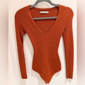 Abercrombie Rust Ribbed V-Neck thong Bodysuit XS
